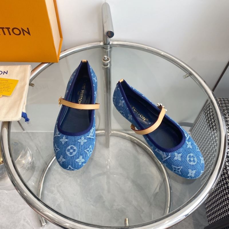 Louis Vuitton Flat Shoes